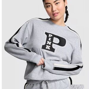 Gray PINK/VICTORIA’S SECRET Ivy Fleece Classic Crew  Logo Sweatshirt